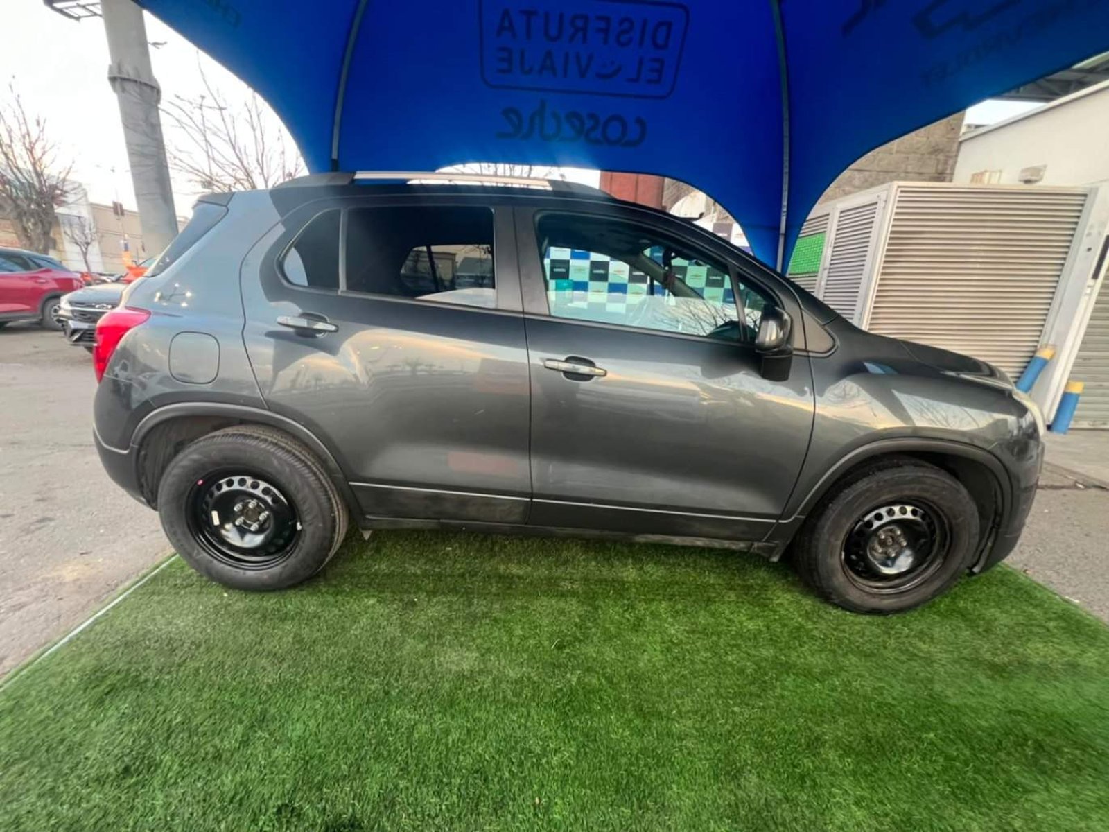 Chevrolet Tracker 1.8 Ls Fwd Euro5 Mt 5p 2016 - Foto 2 de 4