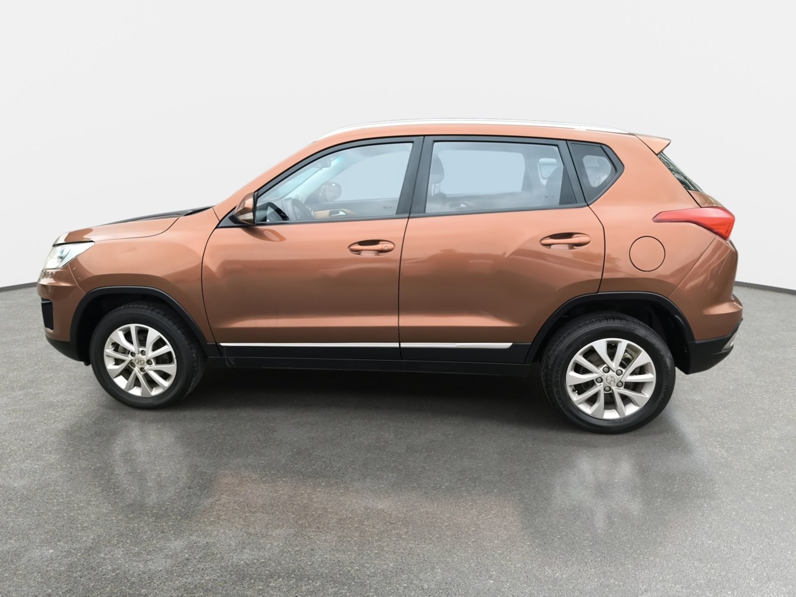 BAIC X35 1.5 Luxury 4x2 Mt 5p 2019 - Foto 4 de 8