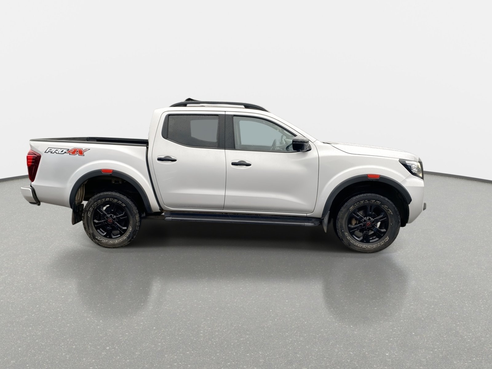 Nissan Navara 2.3d Pro4x Diesel 4x4 Dob.cab. At 4p 2023 - Imagen 8 de 8