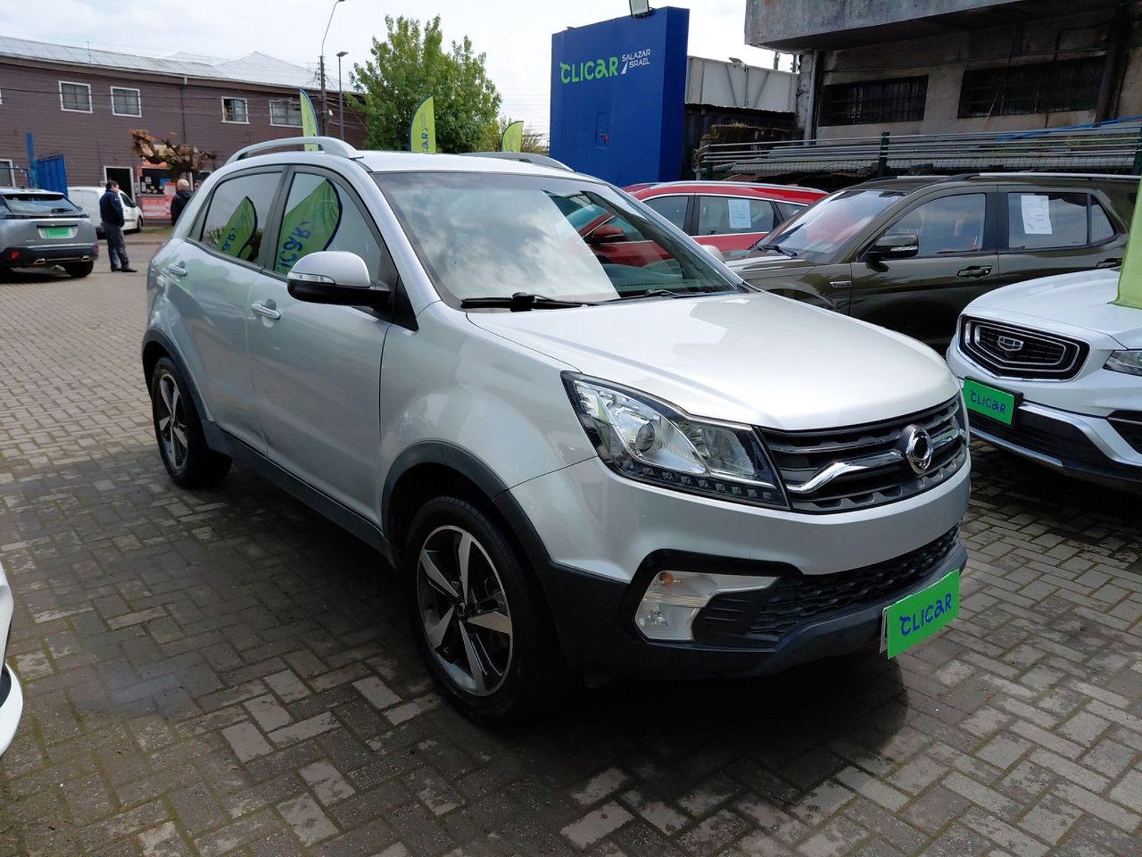 SsangYong Korando 2.0 Kc1010 4x2 Mt 5p 2020 - Foto 3 de 8