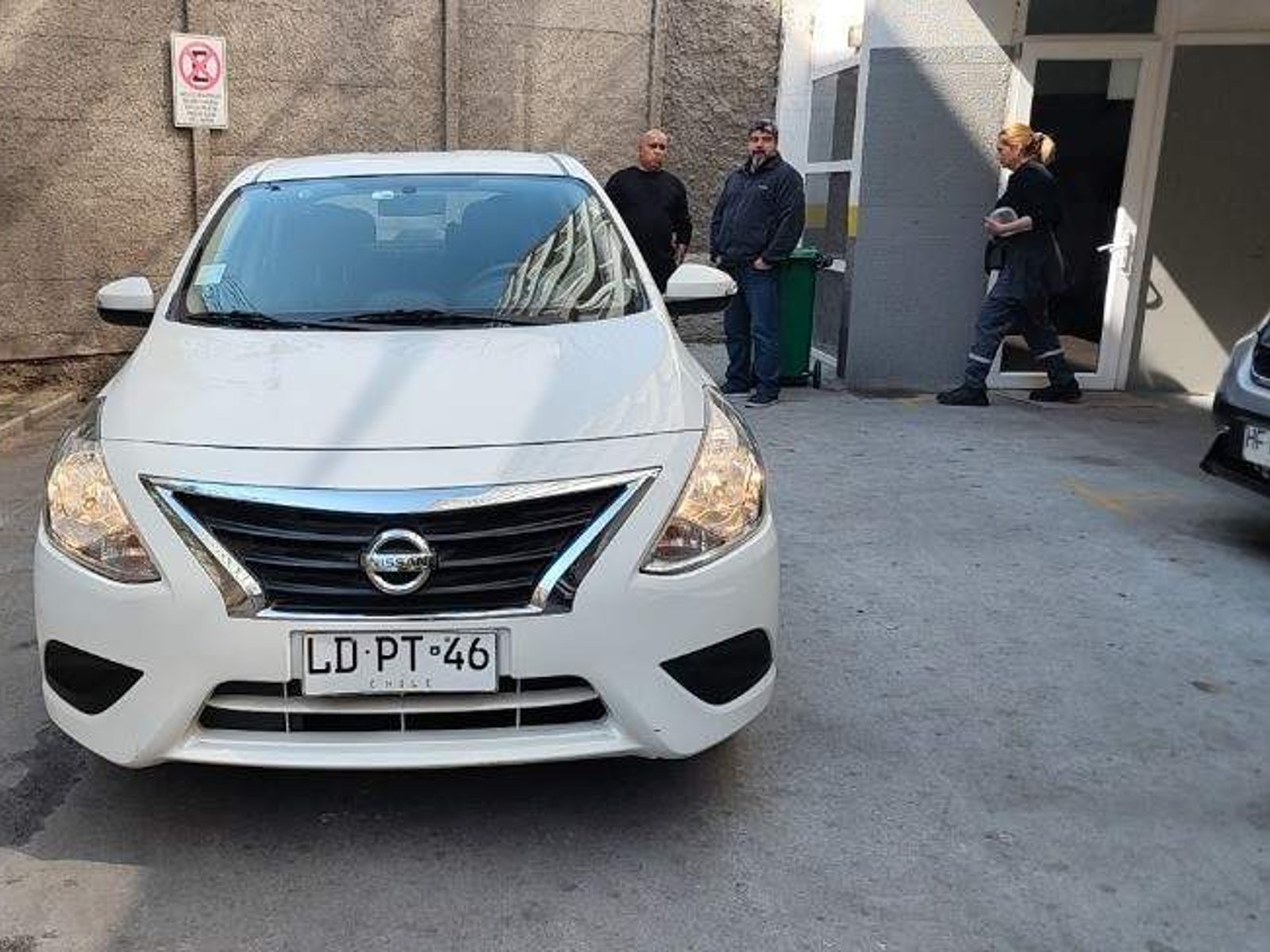 Nissan Versa 1.6 Advance 4x2 Mt 4p 2019 - Foto 2 de 5