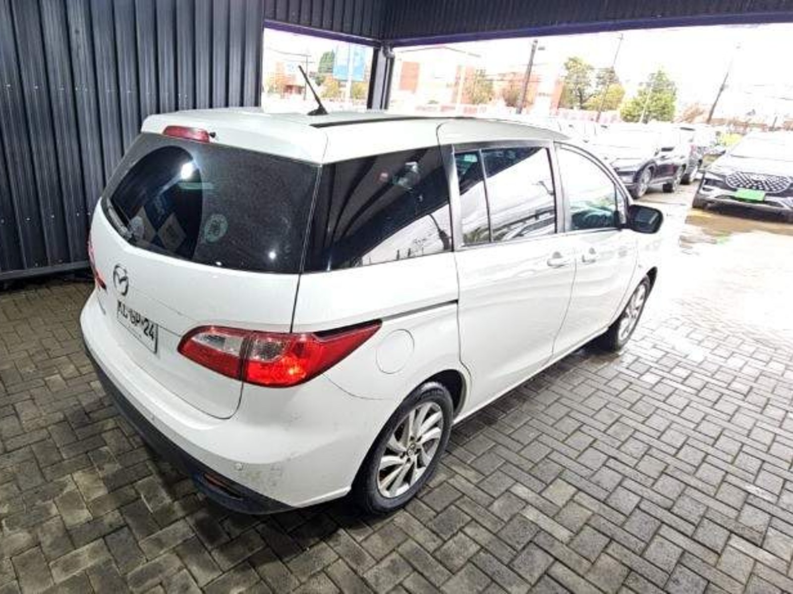 Mazda 5 2.0 V Te 4x2 Minivan 5at 5p 2018 - Foto 4 de 5