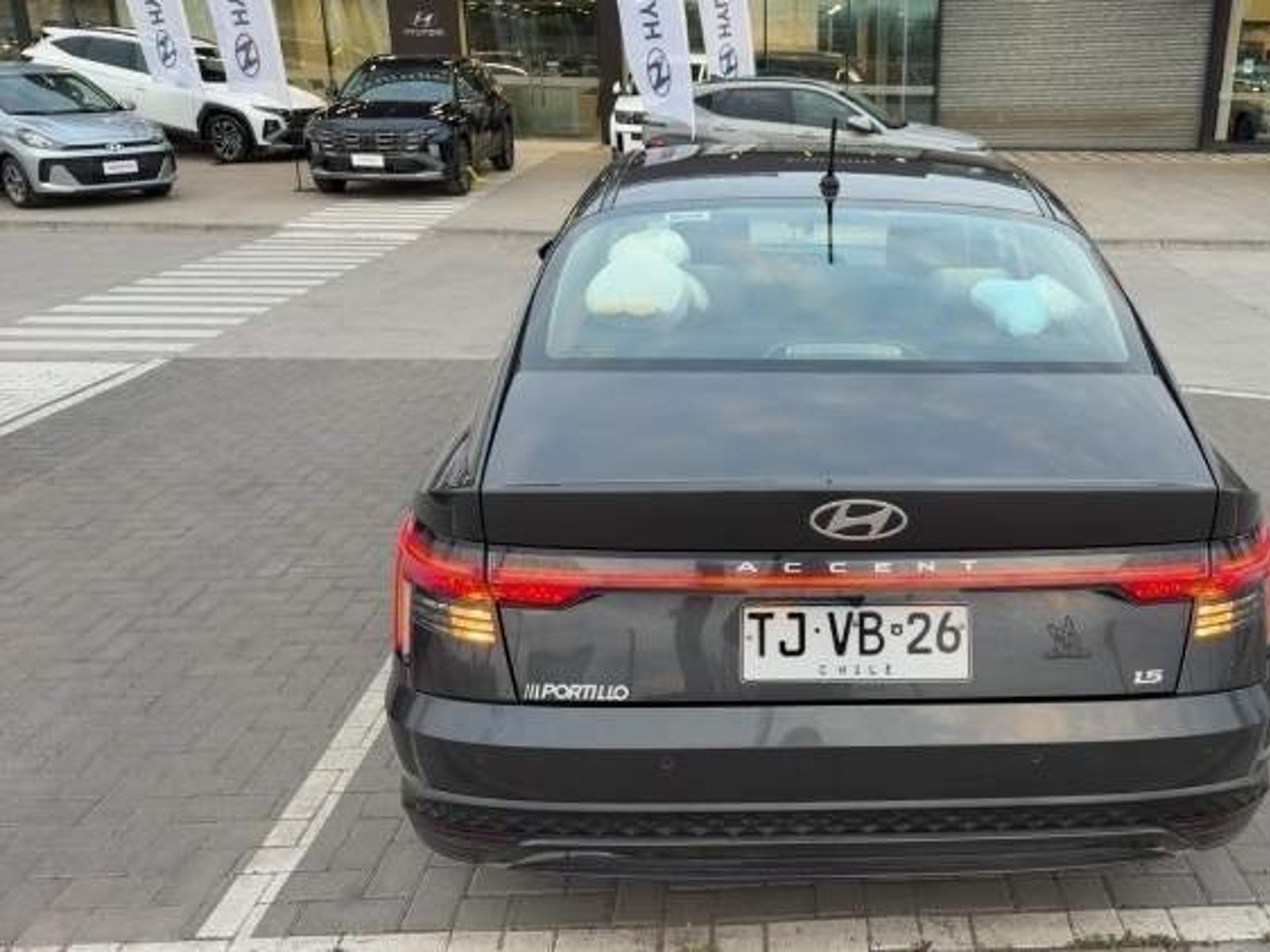 Hyundai Accent 1.5 Plus 4x2 Mt 4p 2024 - Foto 5 de 5
