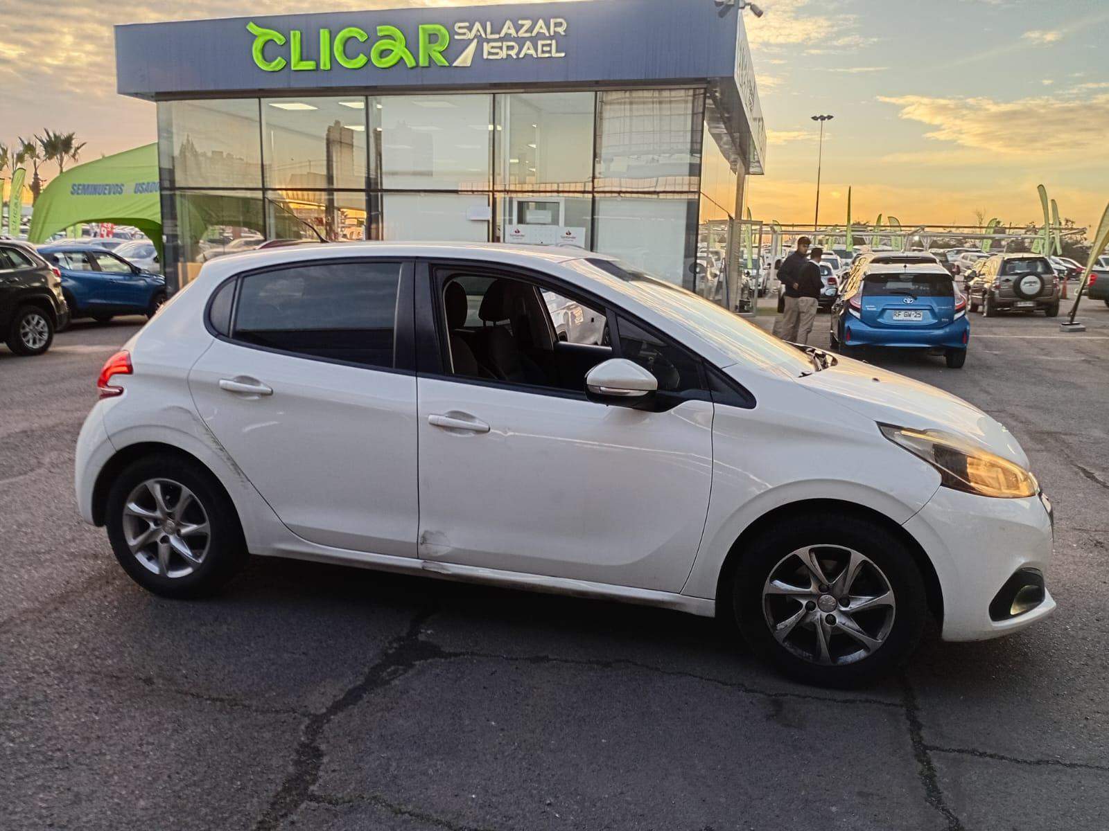 Peugeot 208 1.2 Active Puretech 4x2 Mt 5p 2018 - Foto 3 de 8