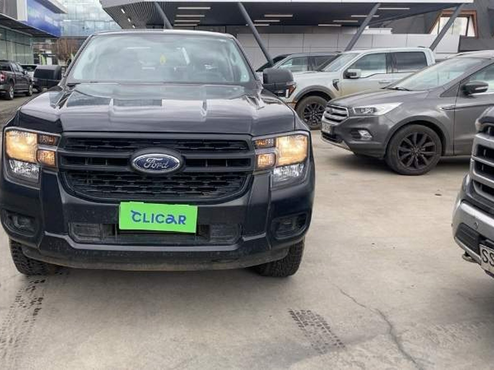 Ford Ranger 2.0 Xl Diesel 4x4 Dob. Cab. Mt 4p 2025 - Foto 2 de 5
