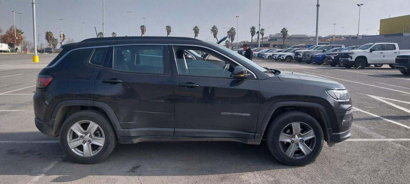 Jeep Compass 1.3 Sport 4x2 At 5p 2024 - Foto 3 de 8