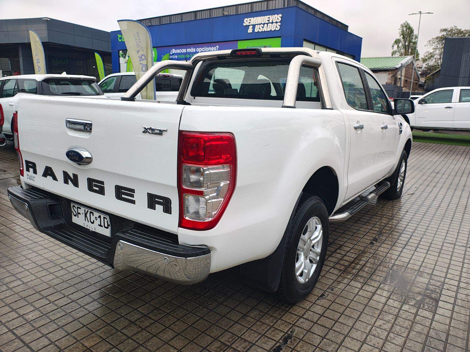Ford Ranger 3.2 Xlt 4x2 Diésel Dob. Cab. Mt 4p 2022 - Foto 4 de 5