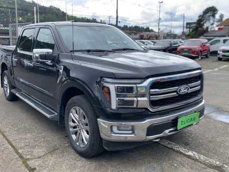 Ford F-150 5.0 Lariat Luxury Cc Dob. Cab. 4x4 At 4p 2025