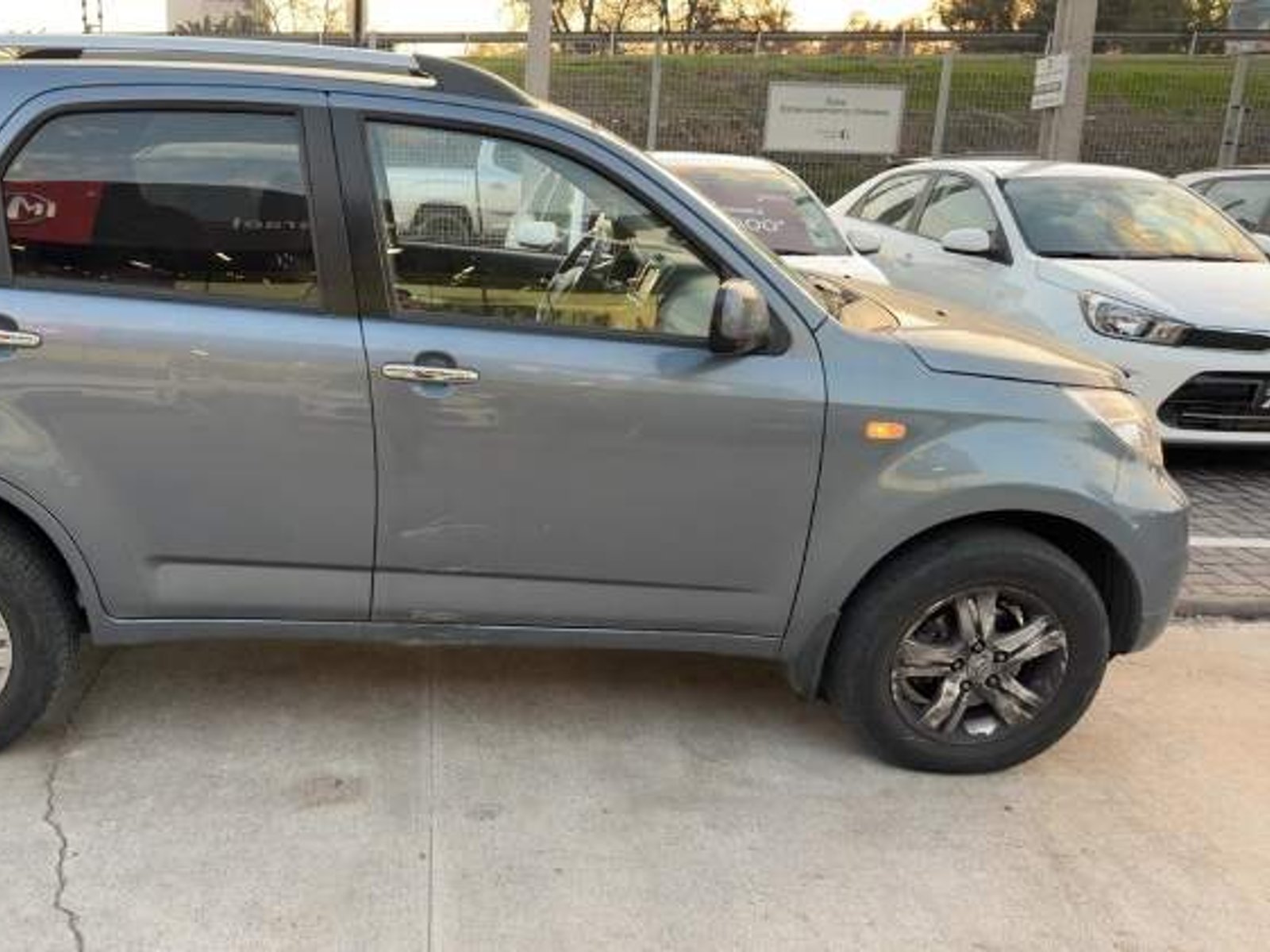 Toyota Rush 1.5 Lei 4x2 Mt 5p 2017 - Foto 2 de 4