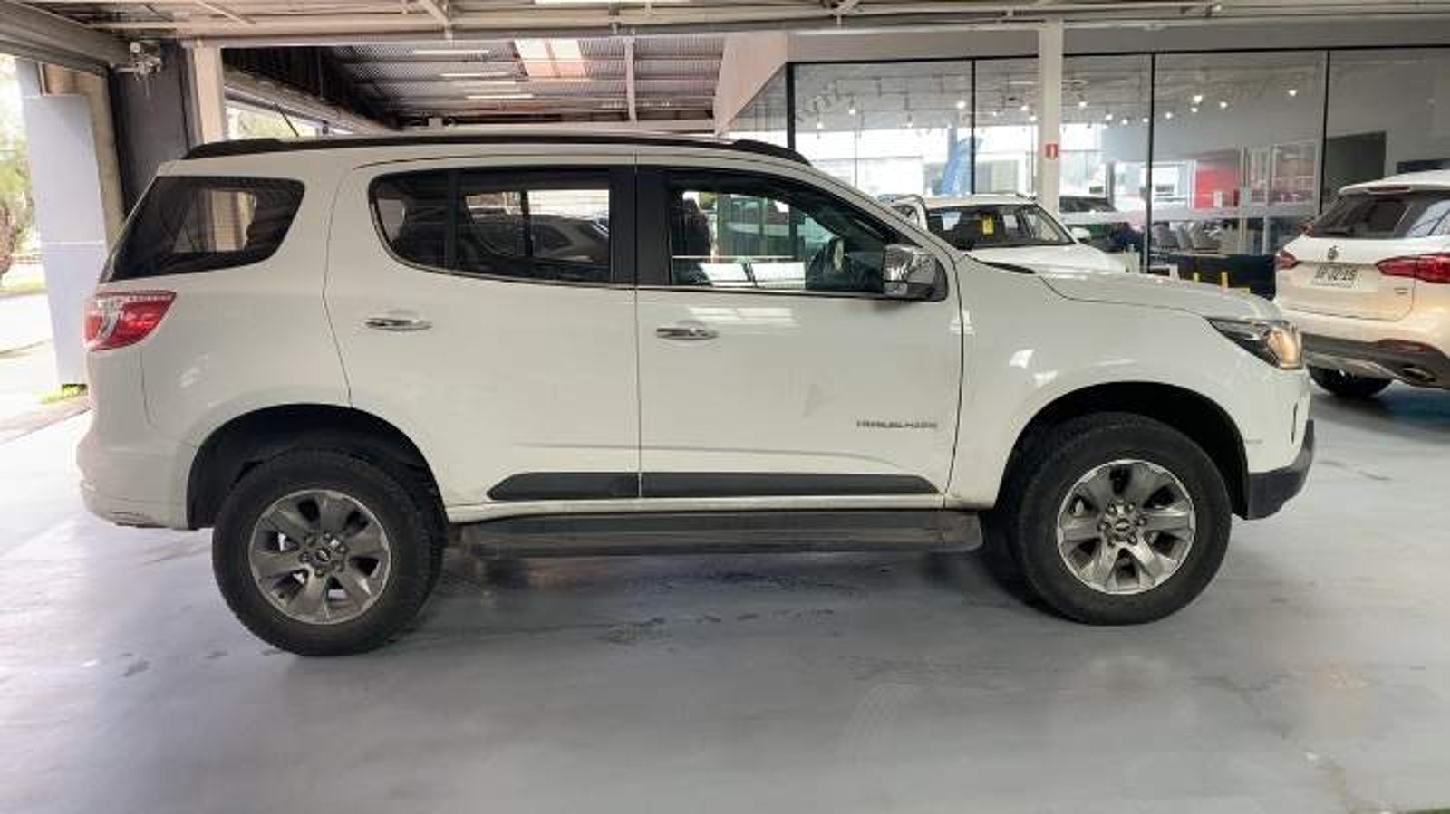 Chevrolet Trail Blazer 2.8 Ctdi Premier 4x4 At 5p 2023 - Imagen 3 de 5