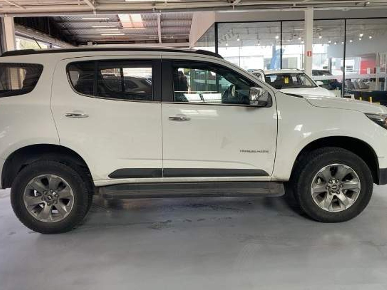 Chevrolet Trail Blazer 2.8 Ctdi Premier 4x4 At 5p 2023 - Foto 3 de 5