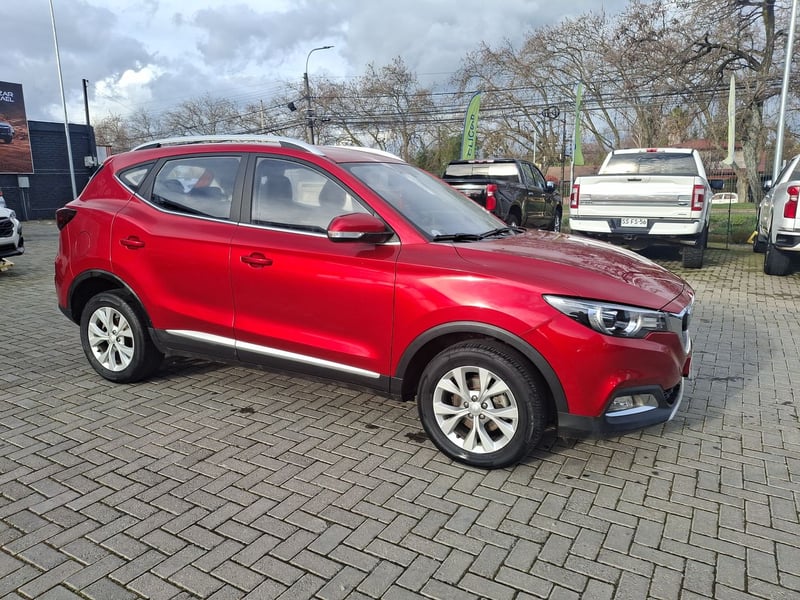 MG Mg Zs 1.5 Std 4x2 Mt 5p 2023