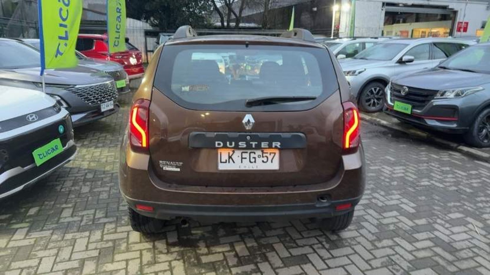 Renault Duster 1.6 Life 4x2 5mt 5p 2019 - Imagen 5 de 5