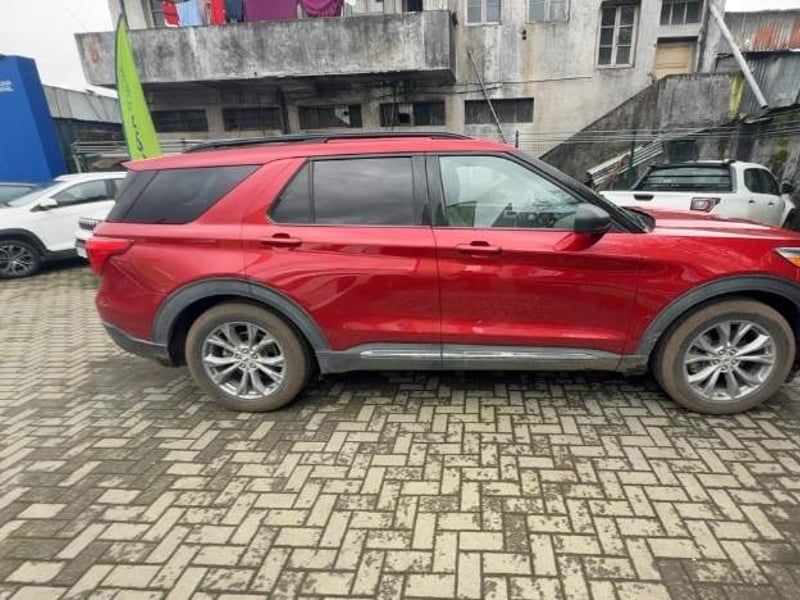 Ford Explorer 2.3 Ecoboost Xlt 4x2 At 5p 2023 - Imagen 3 de 5