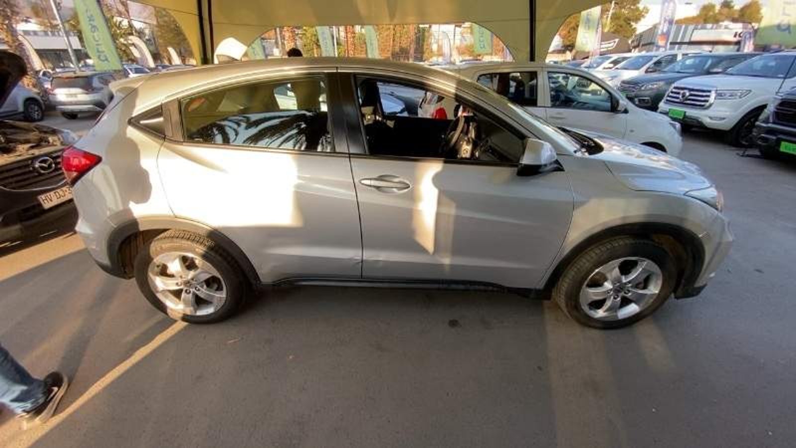 Honda Hr-v 1.8 Lx 4x2 Mt 5p 2016 - Foto 3 de 8