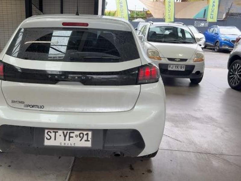 Peugeot 208 1.2 Puretech Active Pack 75 4x2 Mt 5p 2023 - Imagen 5 de 5