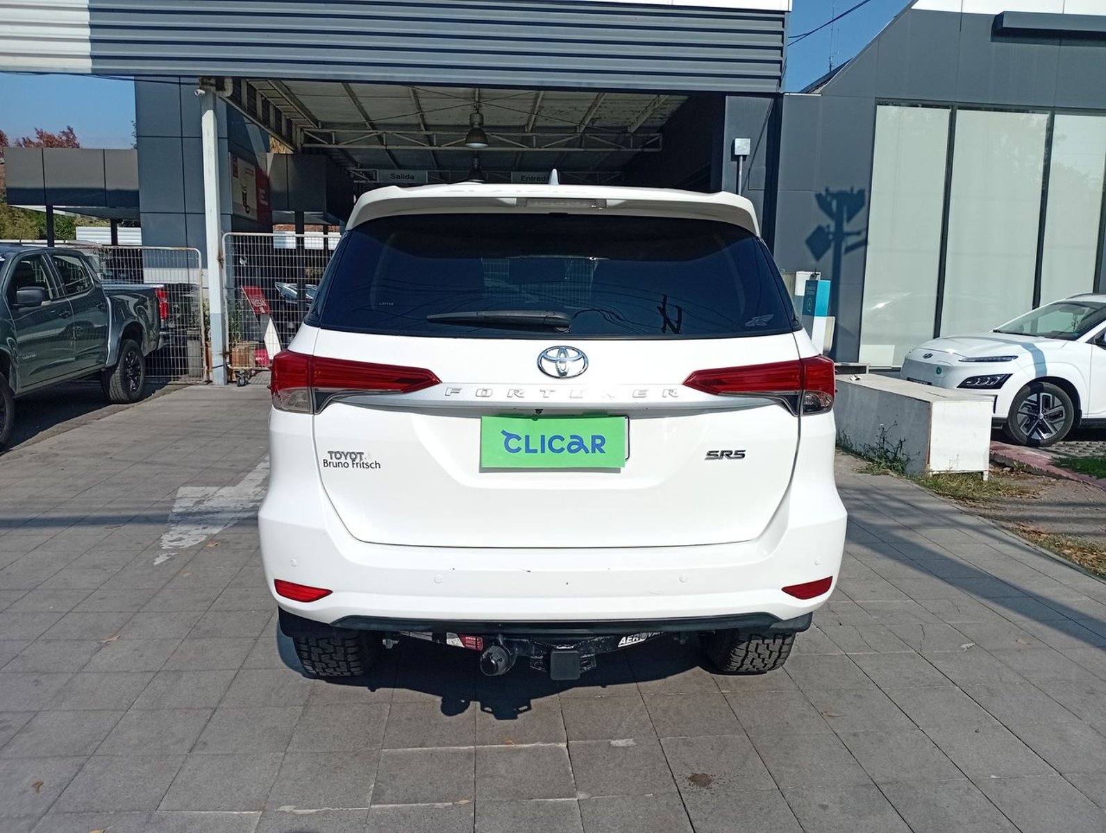 Toyota Fortunner 2.7 Sr5 4x2 At 5p 2020 - Imagen 6 de 8