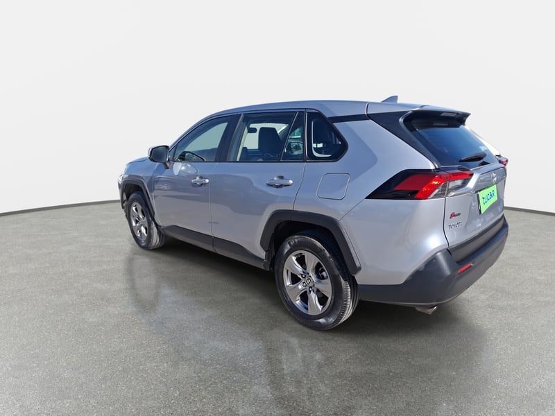 Toyota Rav 4 2.0 Le 4x2 Mt 5p 2024 - Imagen 5 de 8