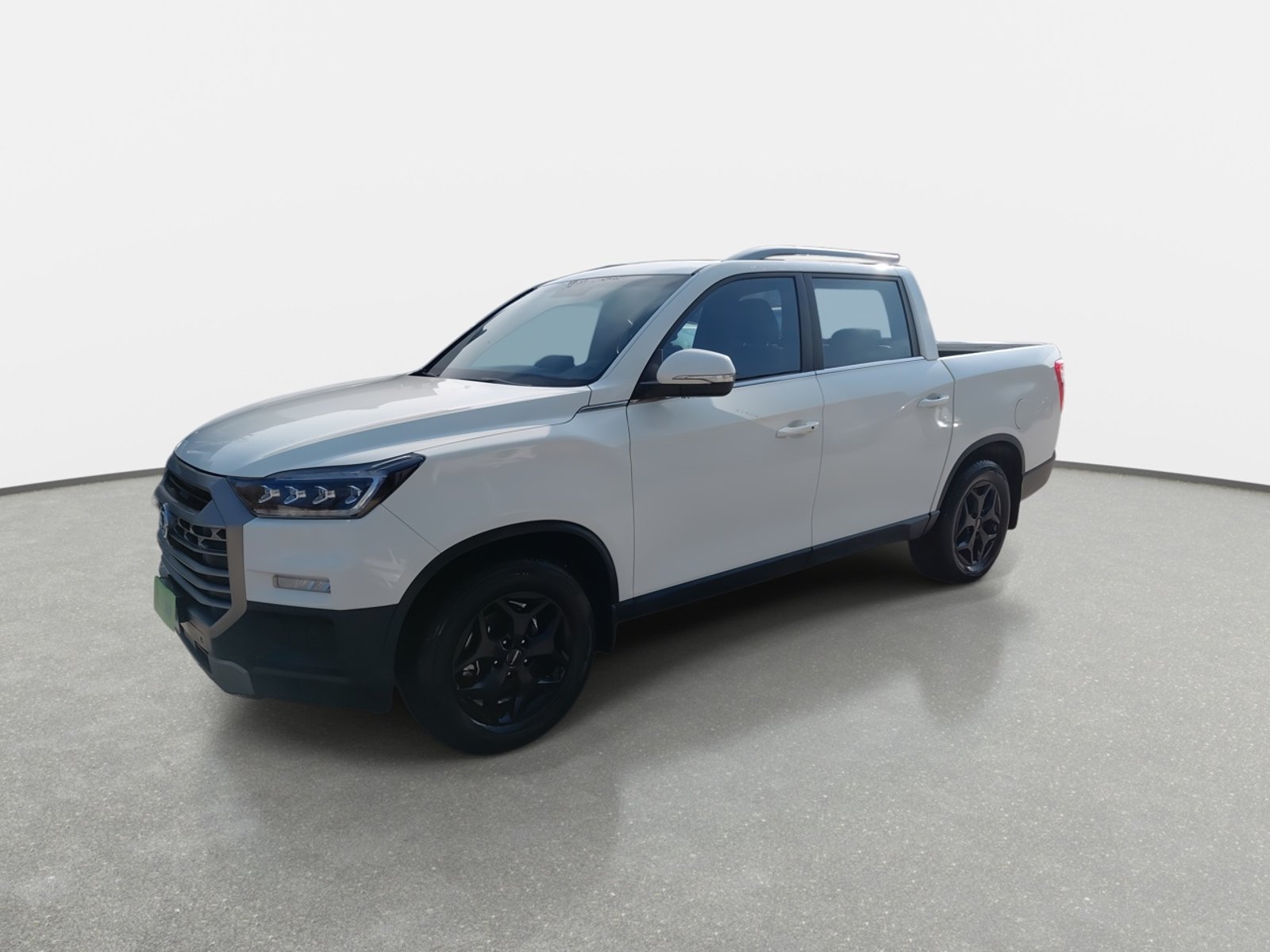 SsangYong Musso 2.2 Td Limited Plus Diesel 4wd Nueva Radio At6 4p 2026 - Foto 3 de 8