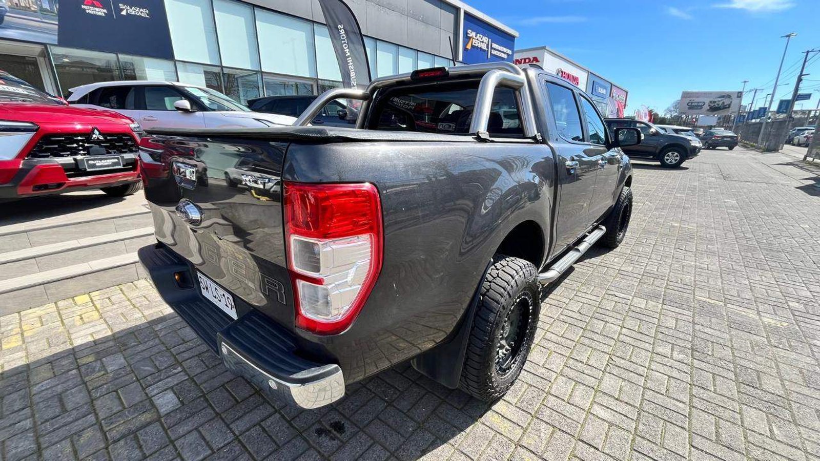 Ford Ranger 2.5 Xlt Euro 6 4x2 Dob. Cab. Mt 4p 2023 - Imagen 4 de 5