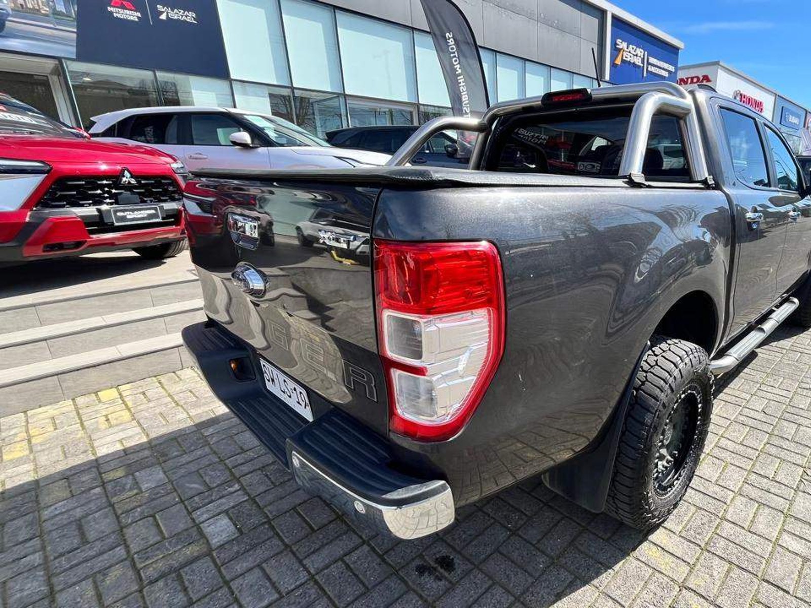 Ford Ranger 2.5 Xlt Euro 6 4x2 Dob. Cab. Mt 4p 2023 - Foto 4 de 5
