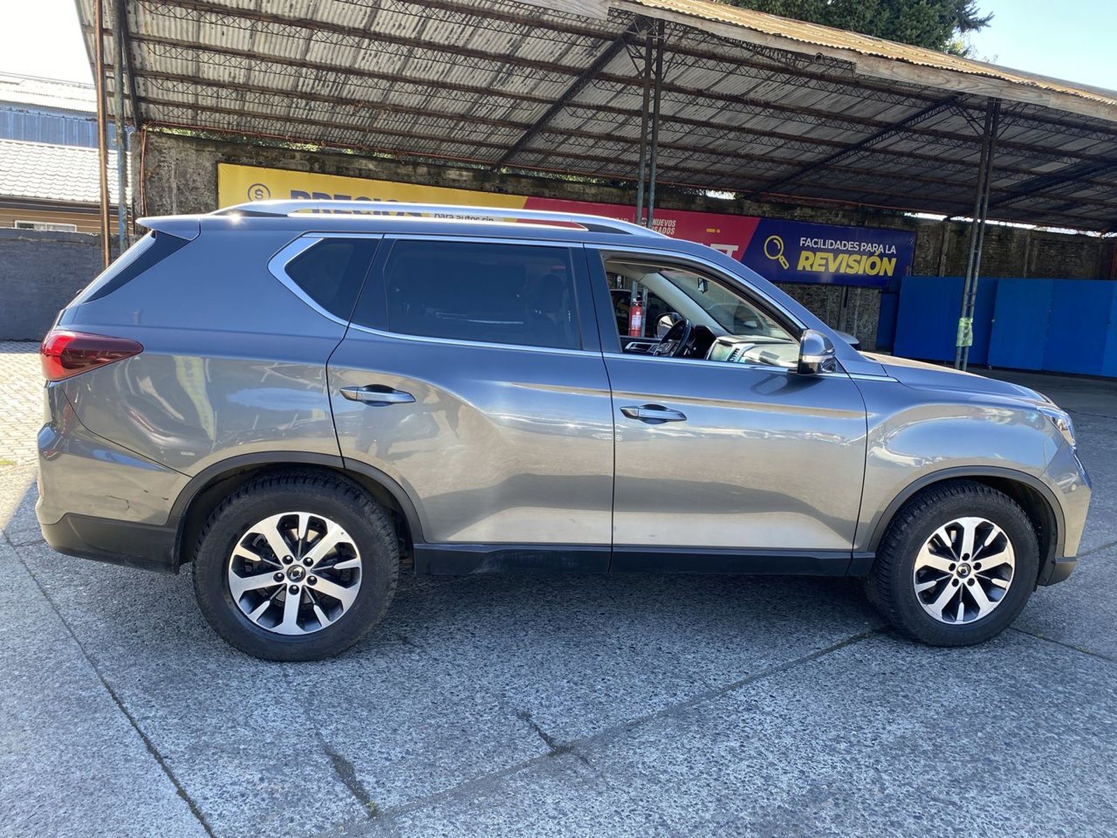 Ssangyong Rexton 2.2t Glx Diesel 4x4 6ab 8at 5p 2023 - Imagen 8 de 8