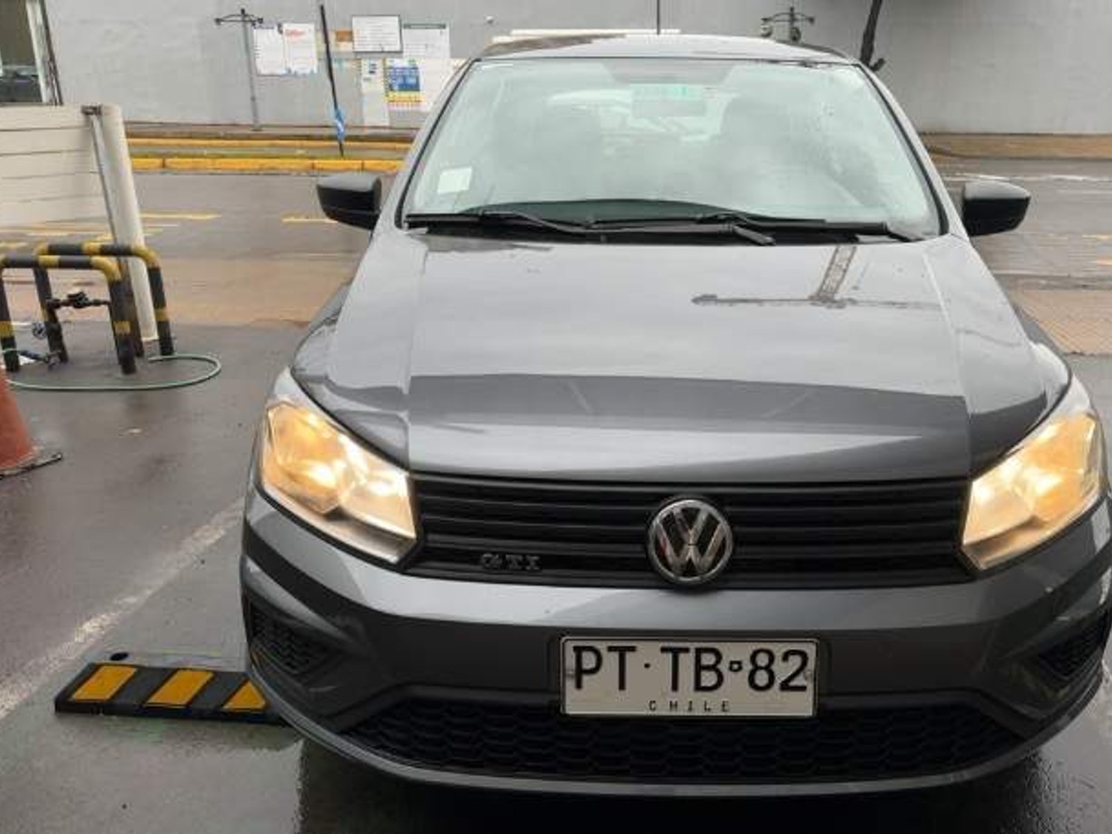 Volkswagen Gol 1.6 Comfortline 4x2 Mt 5p 2021 - Foto 2 de 5