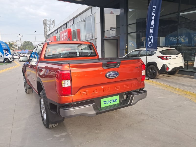 Ford Ranger 2.0 Xls Diesel 4x2 Dob. Cab. Mt 4p 2025 - Imagen 5 de 8
