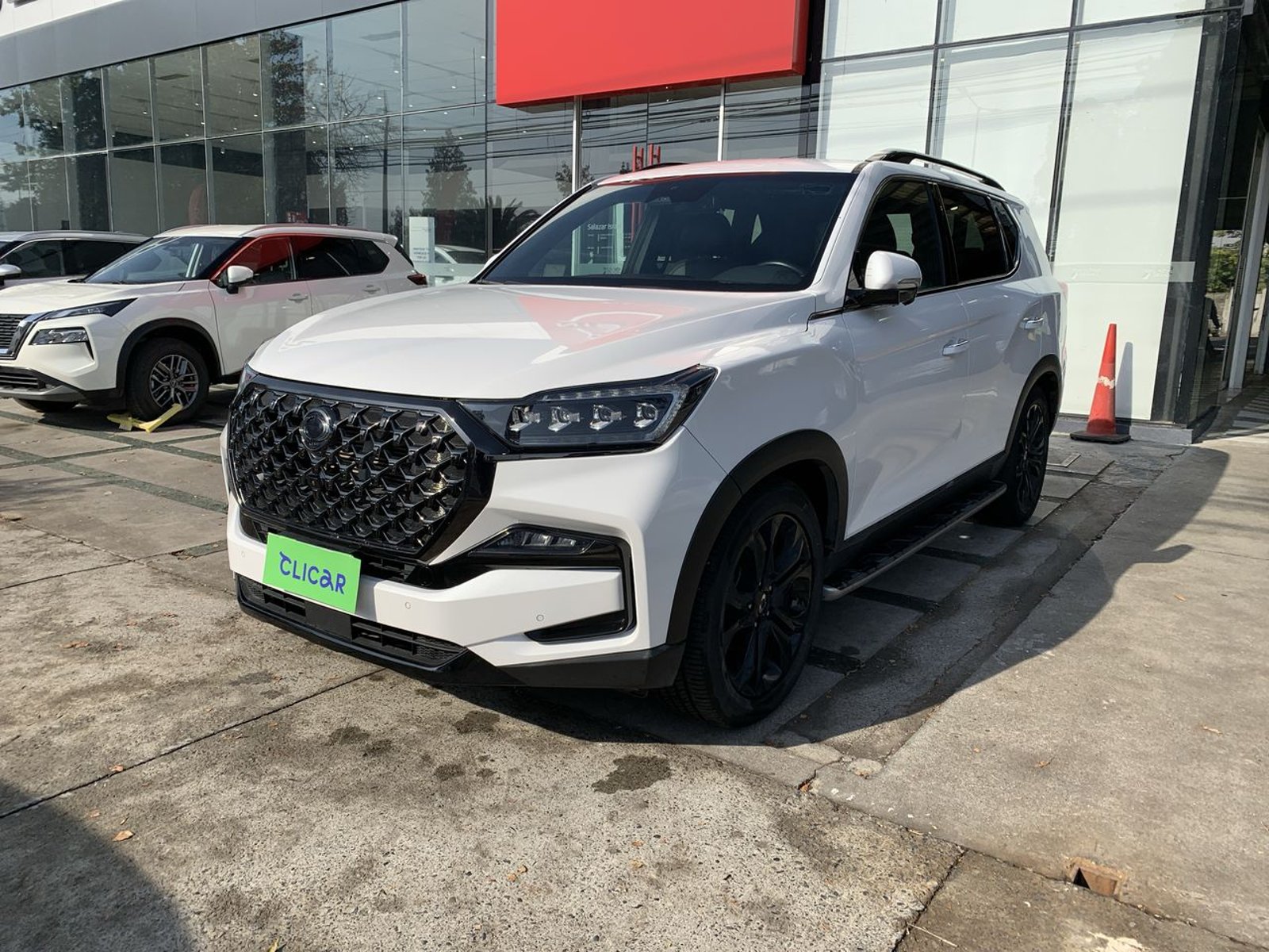 SsangYong Rexton 2.2t Limited Plus Diesel 4x4 9ab 8at 5p 2024 - Foto 5 de 8