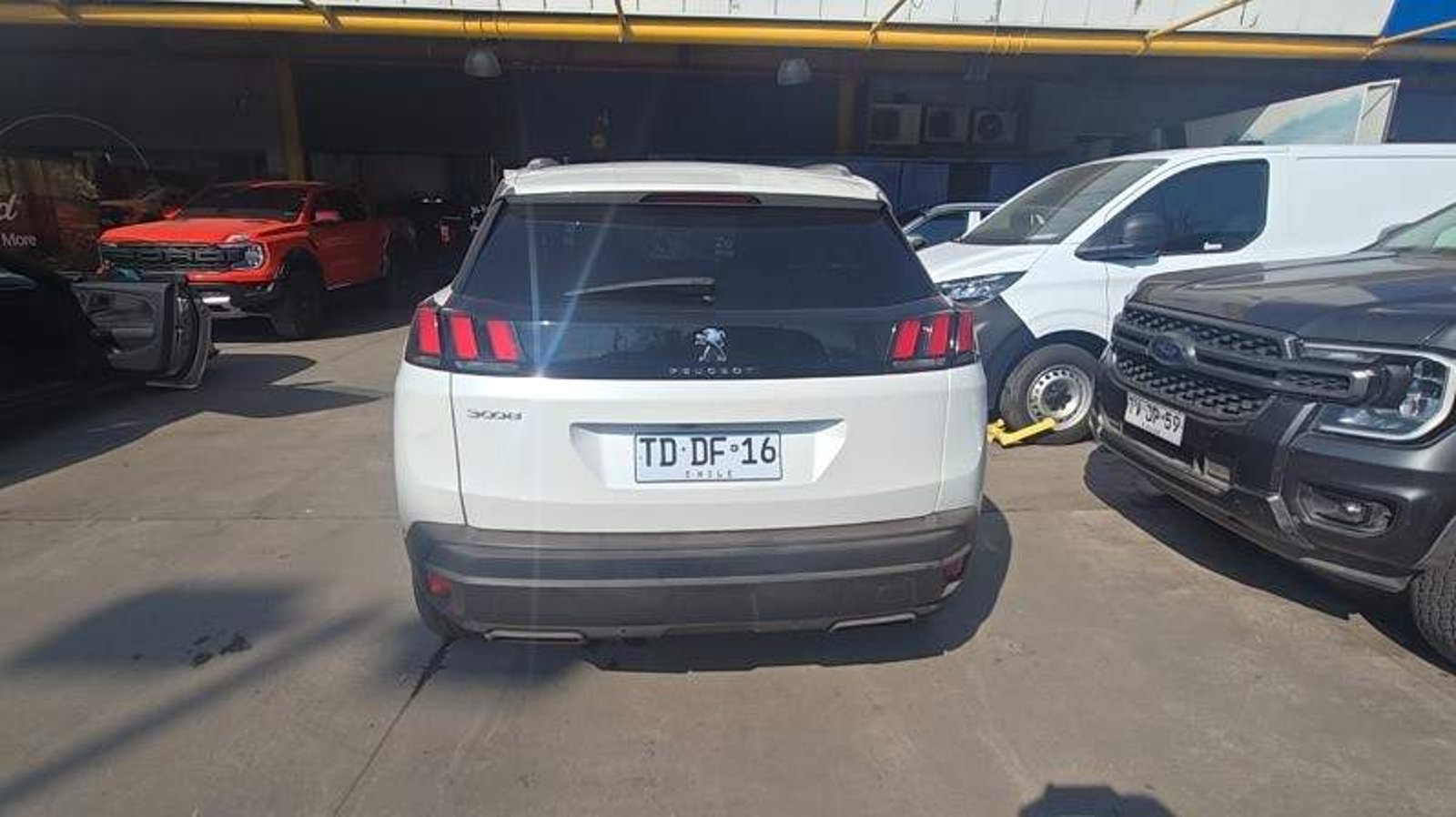 Peugeot 3008 1.2 Active Pack Puretech 130 4x2 Mt6 5p 2024 - Imagen 4 de 4