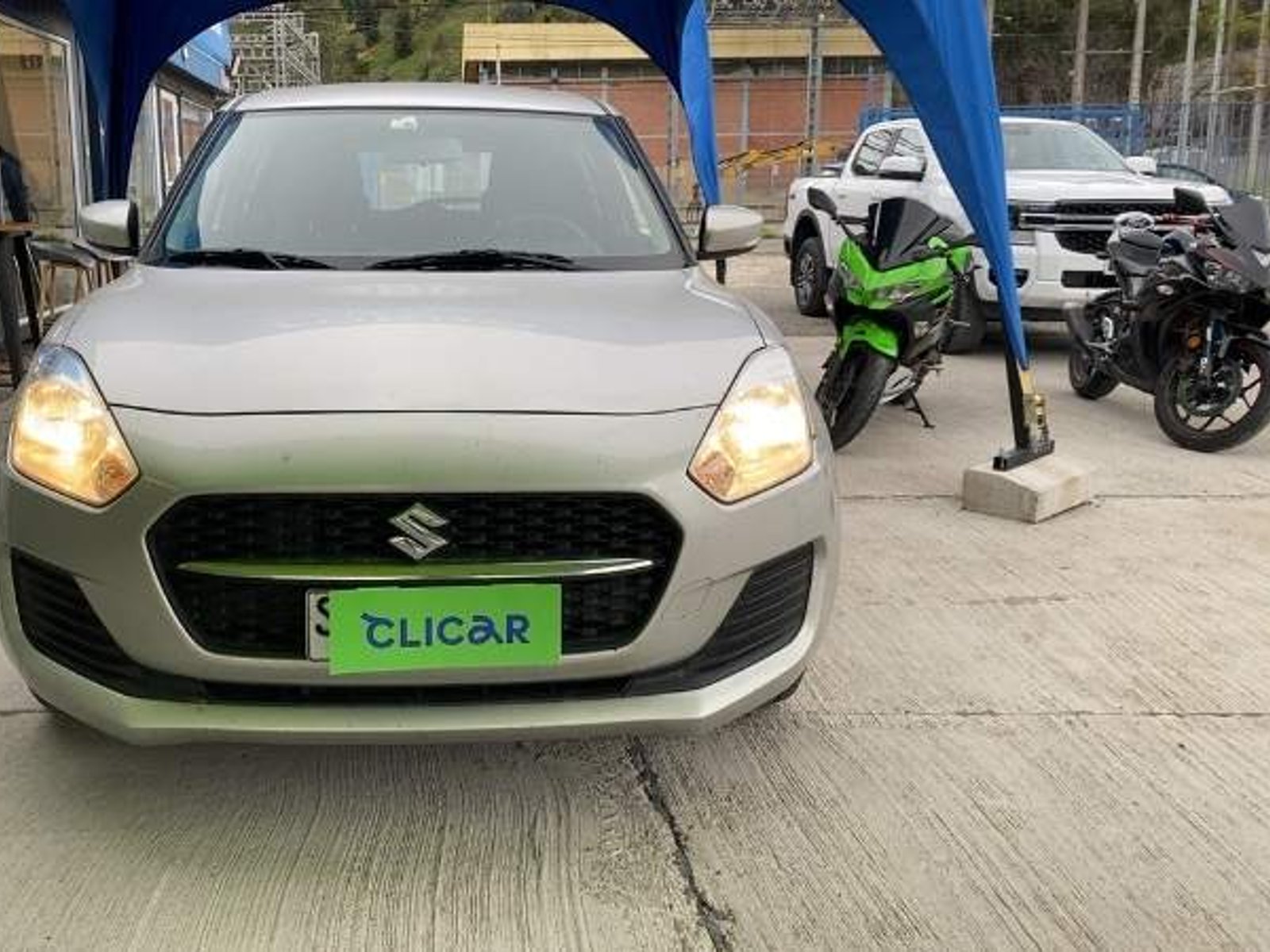 Suzuki Swift 1.2 Gl 4x2 Hb Mt 5p 2023 - Foto 2 de 5