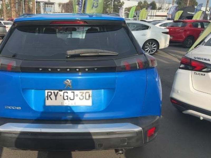 Peugeot 2008 1.5 Active Bluehdi 100 Diesel 4x2 Mt 5p 2022 - Imagen 5 de 5