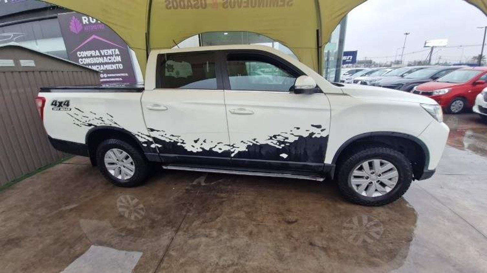 SsangYong Musso 2.2 Grand Glx Td Diesel 4wd Mt6 4p 2022 - Imagen 3 de 5