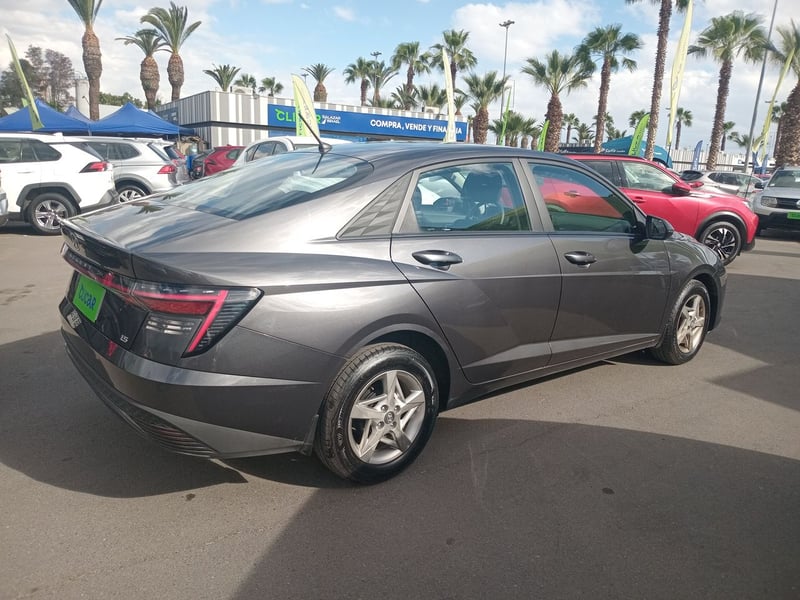 Hyundai Accent 1.5 Plus 4x2 At 4p 2026 - Imagen 7 de 8