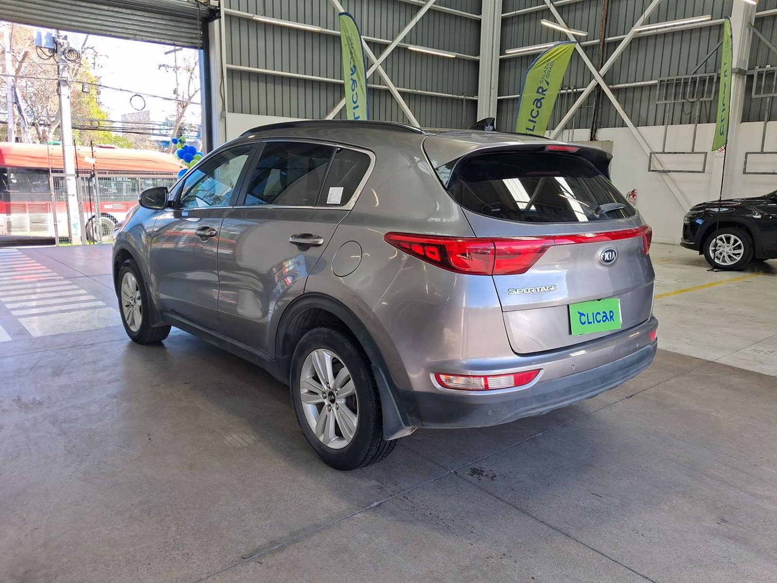 Kia Sportage 2.0 Lx 2wd 6ab 6mt 5p 2018 - Foto 5 de 8