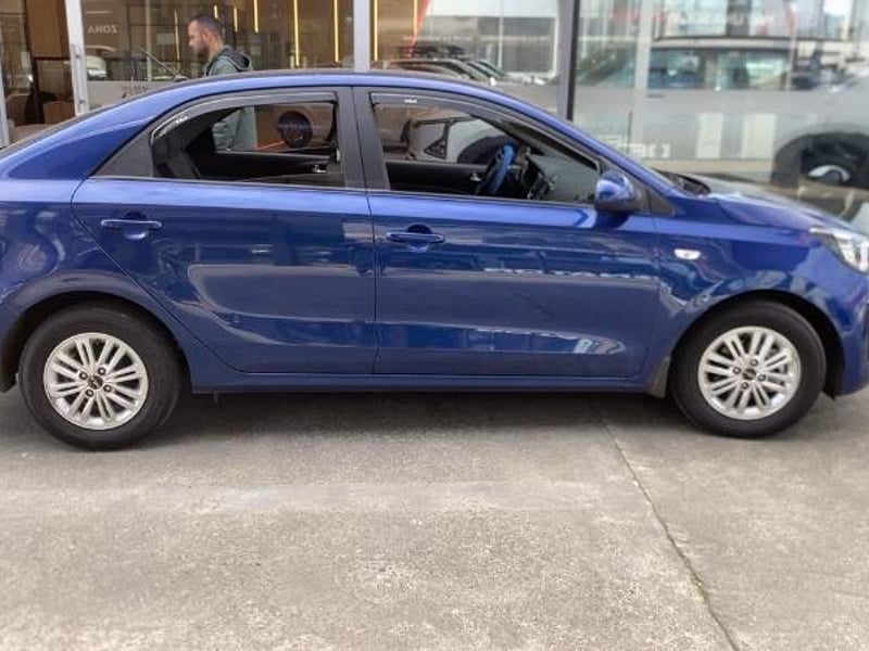 Kia Soluto 1.4 Lx 4x2 Ac Mt 4p 2024 - Imagen 3 de 5