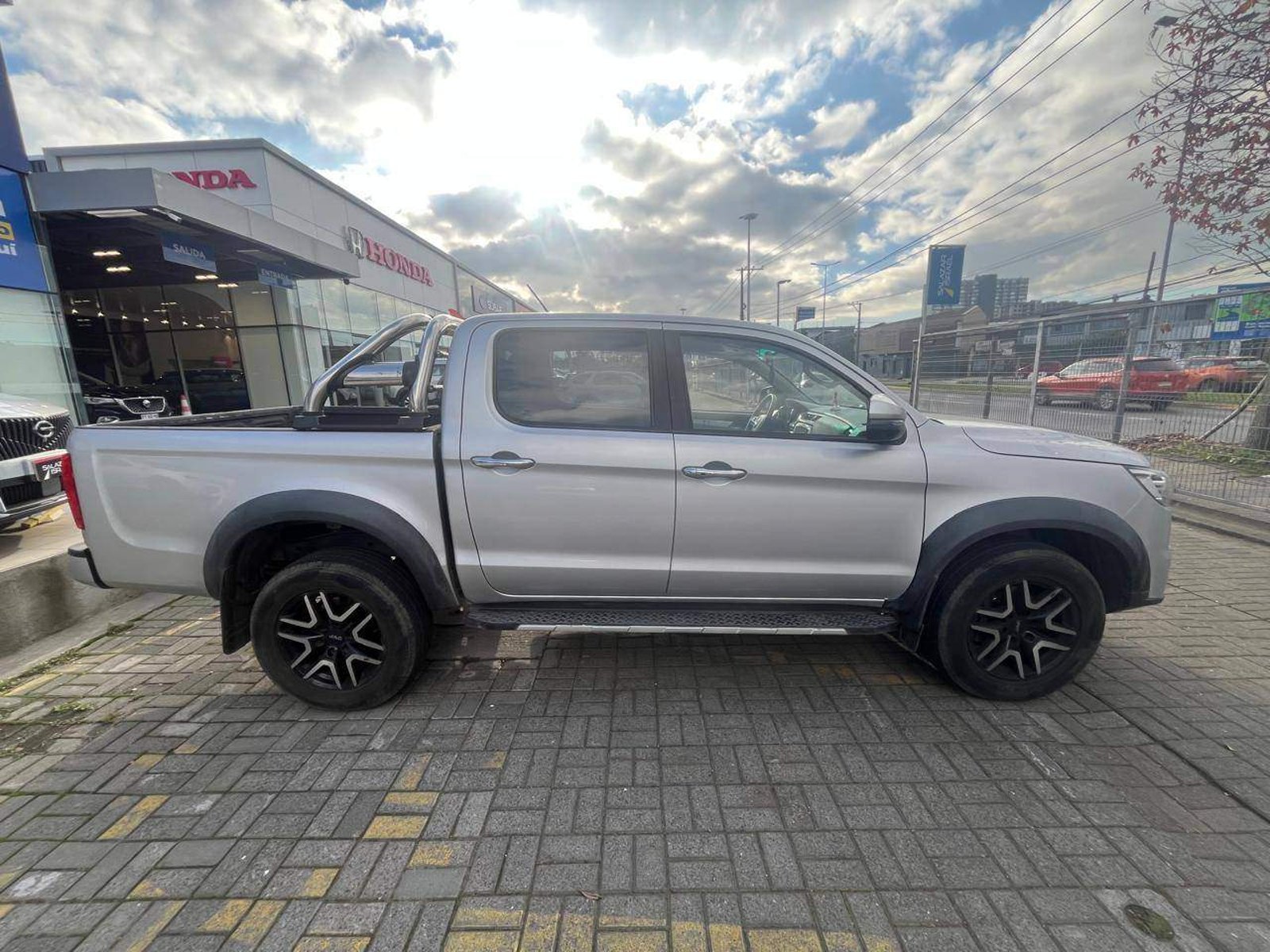 Jac T8 2.0 Advance 4x4 Diesel Mt 4p 2023 - Foto 3 de 8