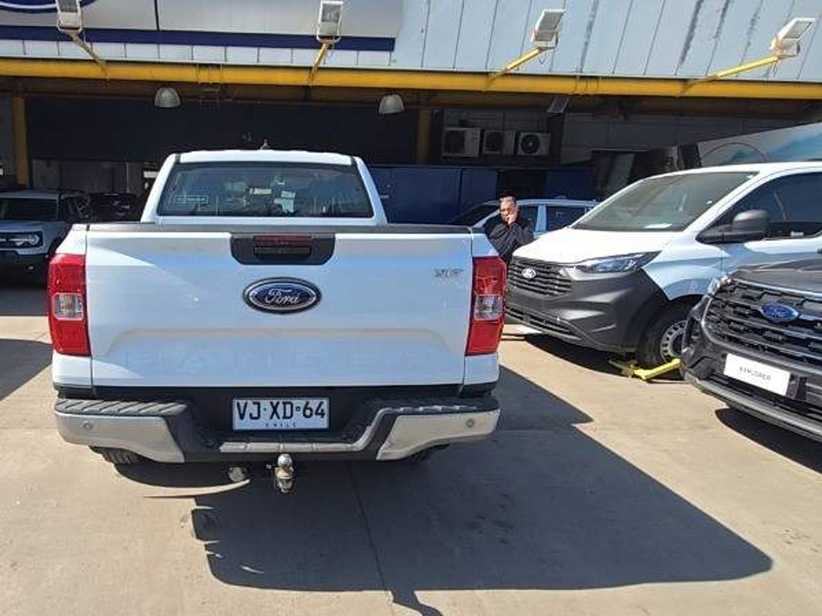 Ford Ranger 2.0 Xlt Diesel 4x2 Dob. Cab. At 4p 2026 - Foto 5 de 5