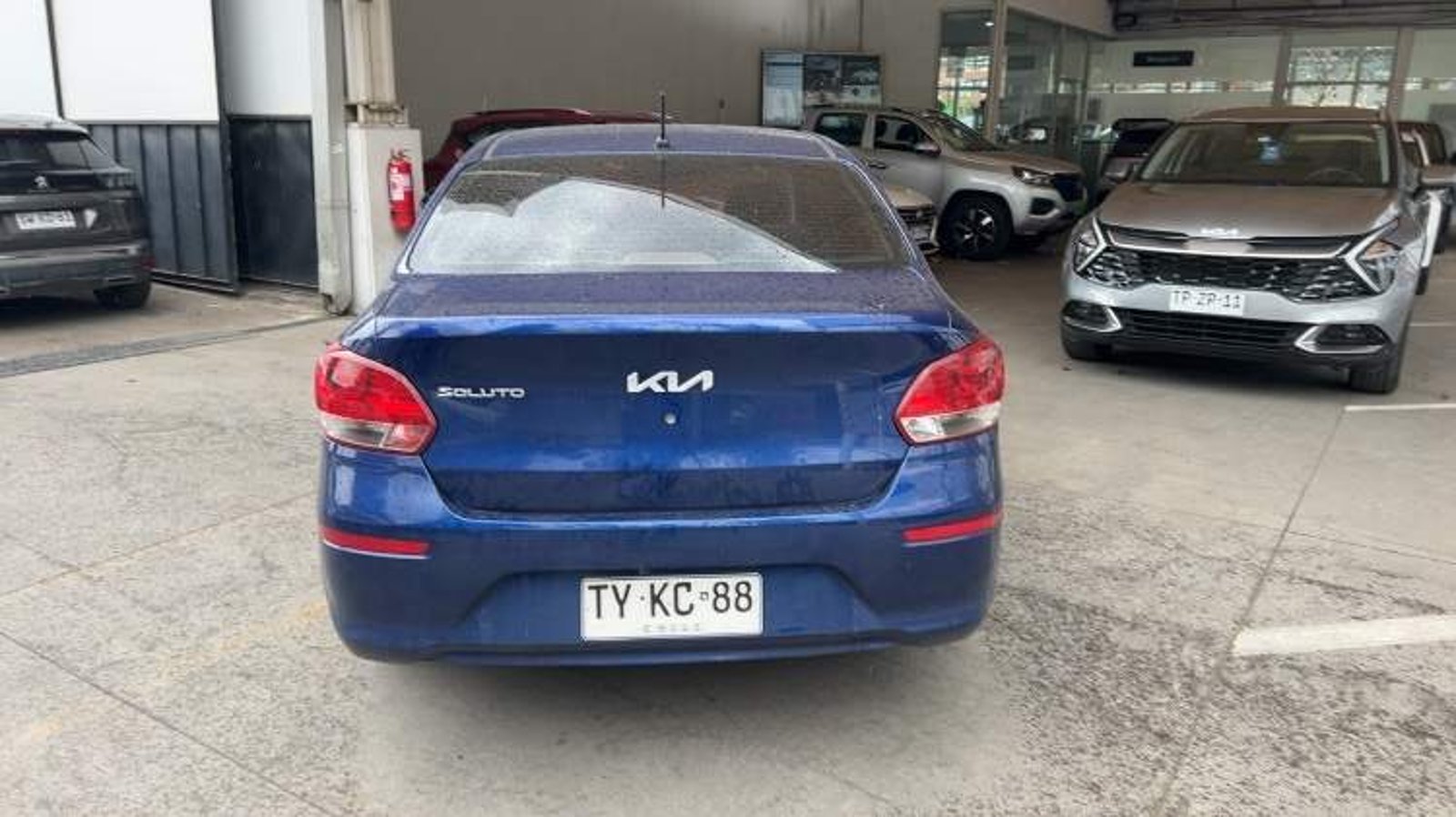 Kia Soluto 1.4 Lx 4x2 E6 Mt 4p 2025 - Imagen 4 de 4
