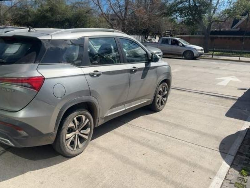 Chevrolet Captiva 1.5t Premier R 4x2 Cvt At 5p 2024 - Imagen 4 de 5