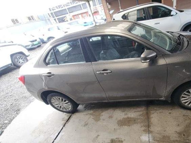 Suzuki Dzire 1.2 Glx 4x2 Mt 4p 2024 - Imagen 3 de 5