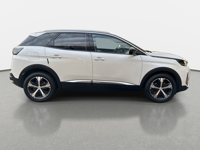 Peugeot 3008 1.5 Allure Pack Bluehdi 130 4x2 Eat8 5p 2024 - Imagen 8 de 8