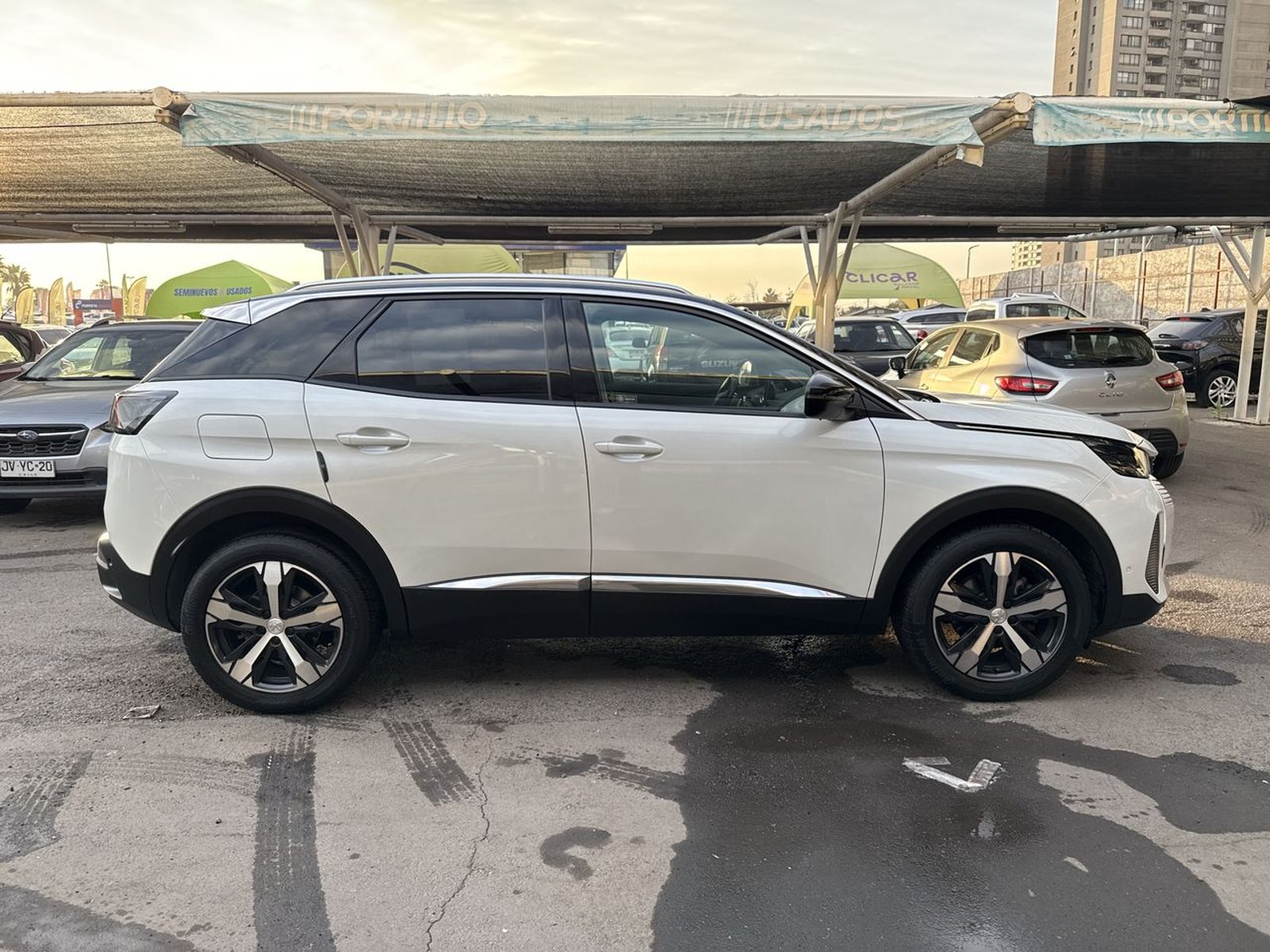 Peugeot 3008 1.5 Allure Pack Bluehdi 130 4x2 Eat8 5p 2024 - Imagen 8 de 8