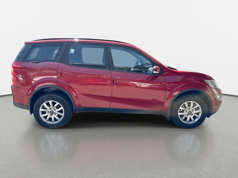 Mahindra Xuv 500 2.2 Fl Base 4x2 Gas At 5p 2019 - Imagen 8 de 8