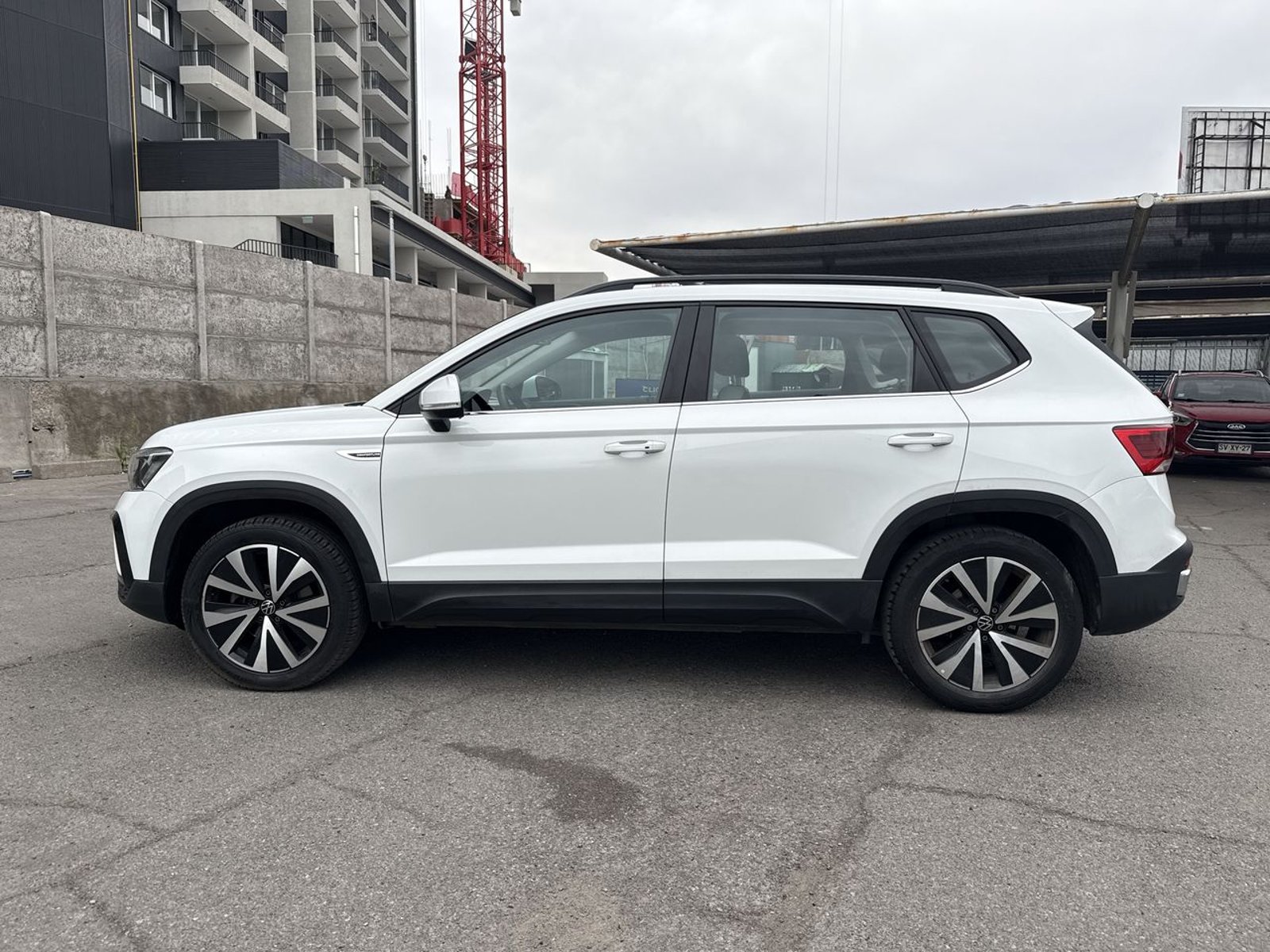 Volkswagen Taos 1.4 Tsi Comfortline 4x2 At 5p 2025 - Foto 4 de 8