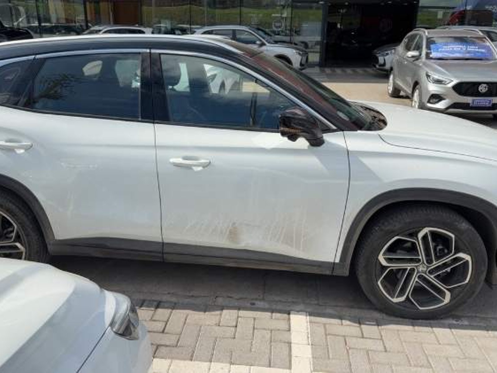 MG One 1.5t Dlx 4x2 Cvt At 5p 2023 - Foto 2 de 4