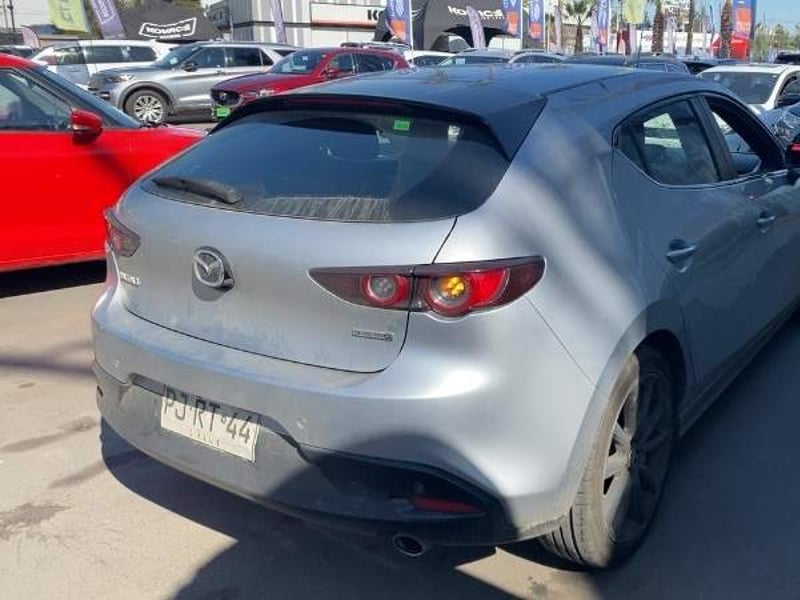 Mazda 3 2.0 V 4x2 Hb 6at 5p 2021 - Imagen 4 de 5