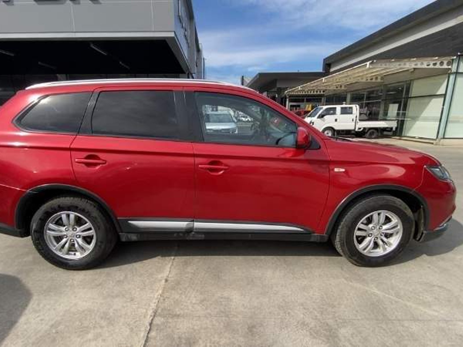 Mitsubishi Outlander 2.0 4x2 Mt 5p 2016 - Foto 3 de 5