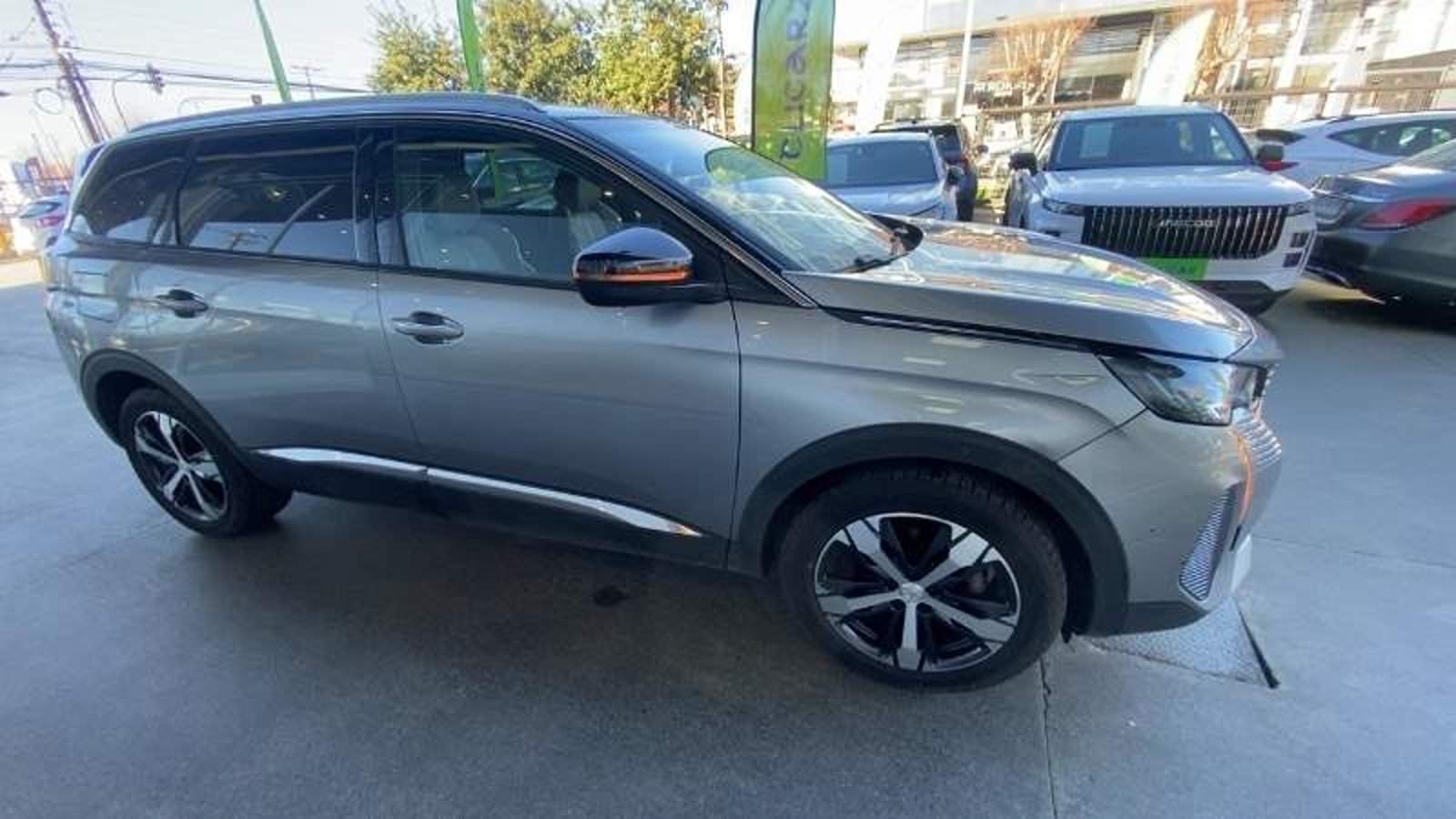 Peugeot 5008 1.5 Gt Bluehdi Diesel 4x2 130 Eat8 5p 2021 - Imagen 3 de 5