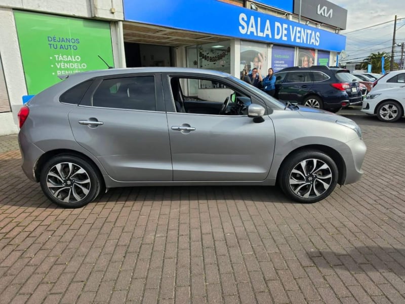 Suzuki Baleno 1.4 Glx 4x2 Hb Mt 5p 2021 - Imagen 3 de 5